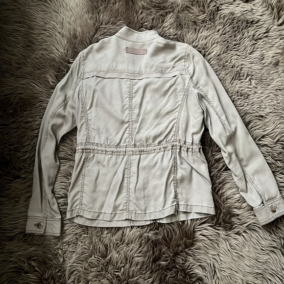 Express jacket - Picture 8 of 10